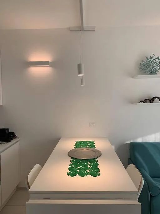 Suite Bianca Fronte Mare Lido di Jesolo Appartamento